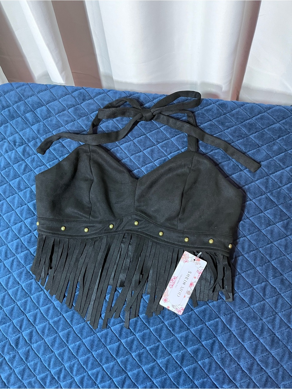 SHEIN Black Fringe Halter Crop Top with Studs - Pap 21 raccolta carta